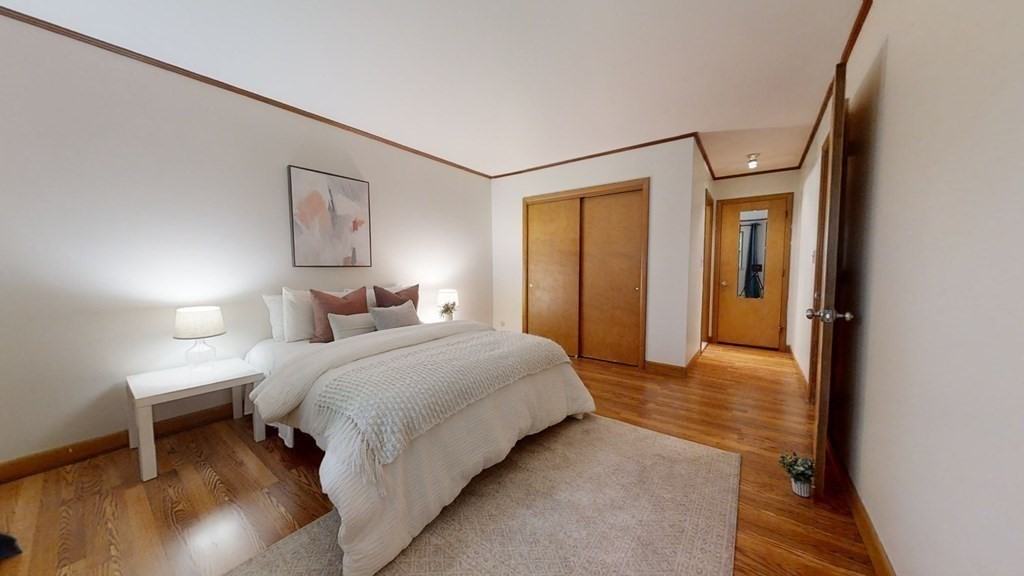 42 Lionel Ave #D - Photo 2 of 13