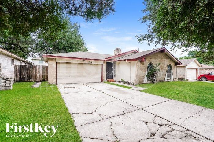 2518 Quiver Ln - Photo 2 of 15