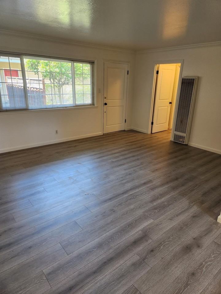 124 Buckthorn Way - Photo 2 of 21