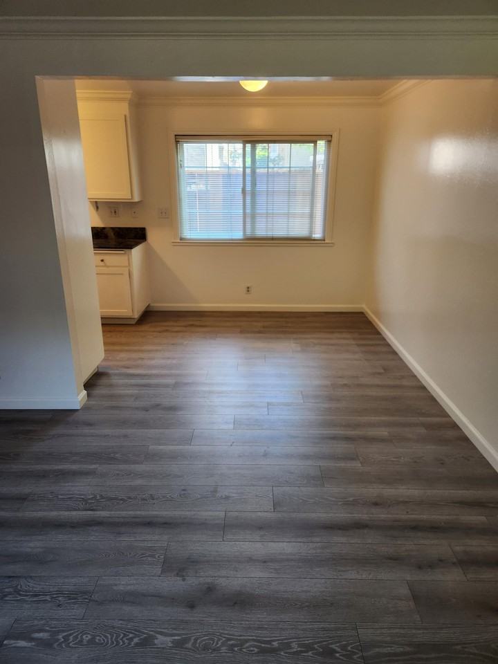 124 Buckthorn Way - Photo 3 of 21