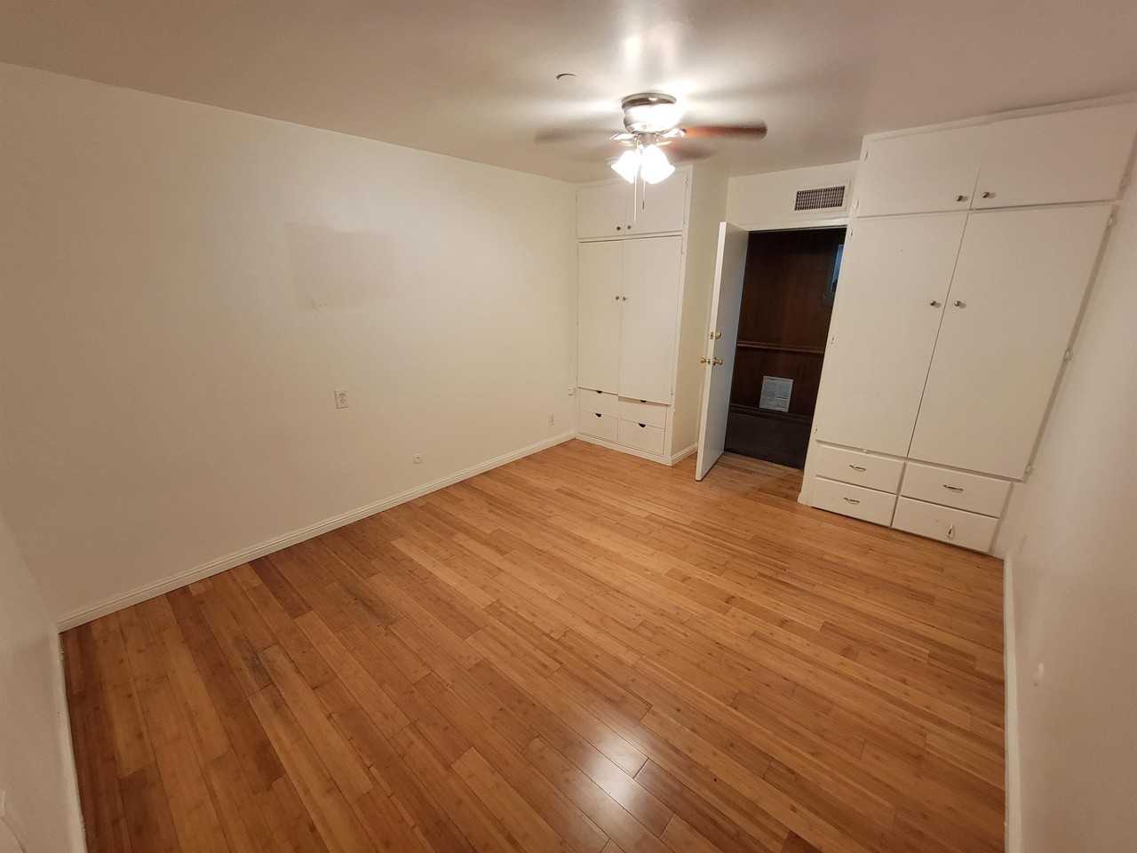 707 West 28th Street - Photo 3 of 9