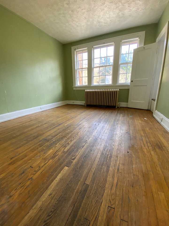 111 Ramsey St #4 - Photo 6 of 8