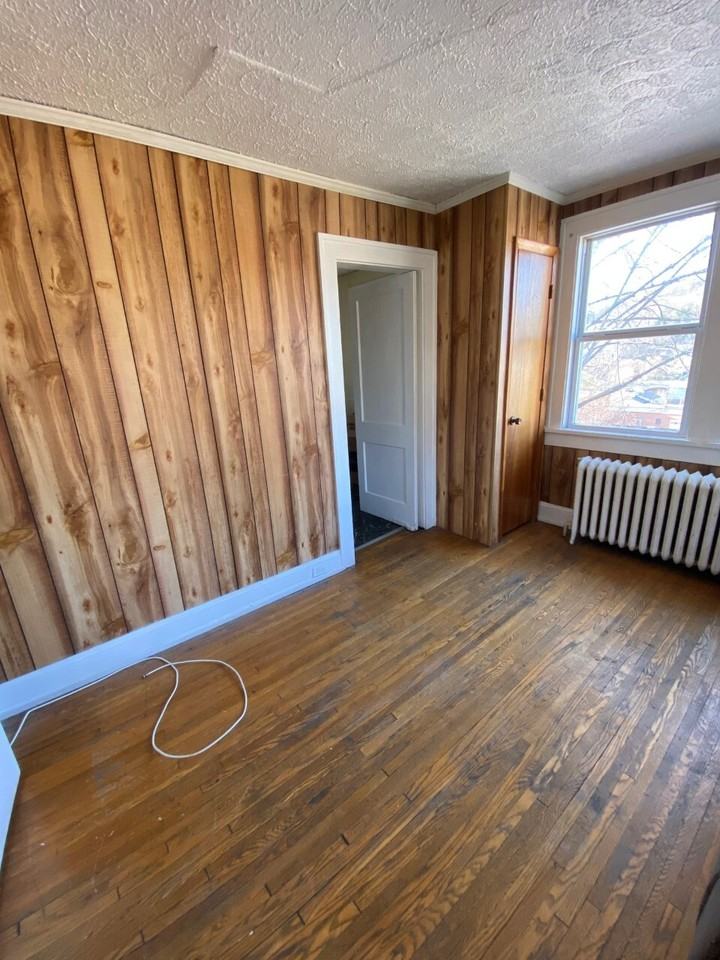 111 Ramsey St #4 - Photo 2 of 8