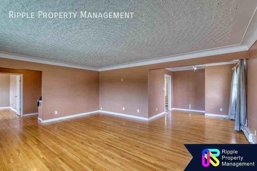 2808 Capitol Hill Cres Nw - Photo 2 of 18