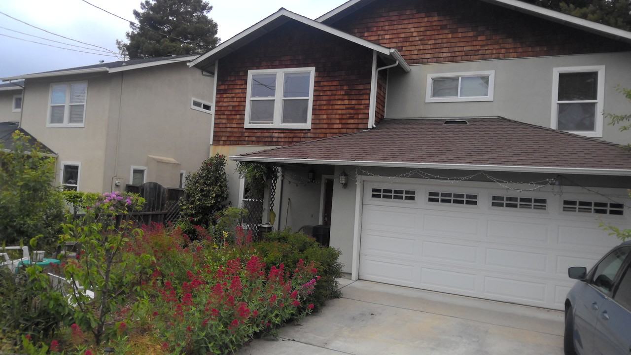 Spruce St & Mar Vista Dr - Photo 2 of 12