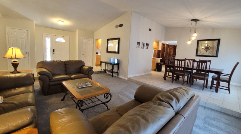 1254 Los Meadows Dr - Photo 2 of 12