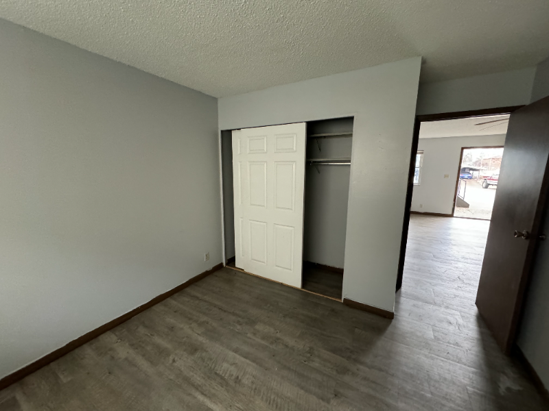 2500 East Tennessee Street #2500 - Photo 2 of 3