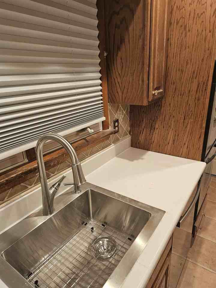 95 Carbon St #FL2 - Photo 2 of 15