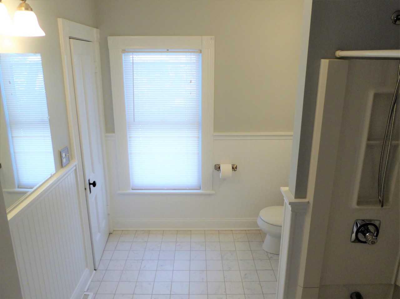 56 Madison St #B - Photo 6 of 12