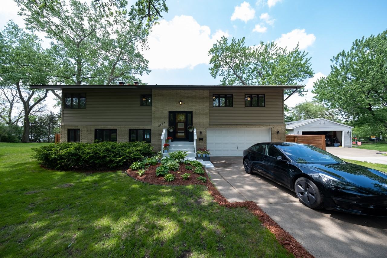 8564 Lincoln St Ne #1 - Photo 5 of 50