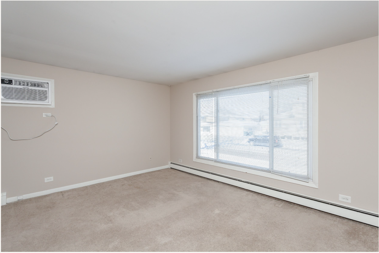 9101 Sahler Ave #1A - Photo 3 of 22
