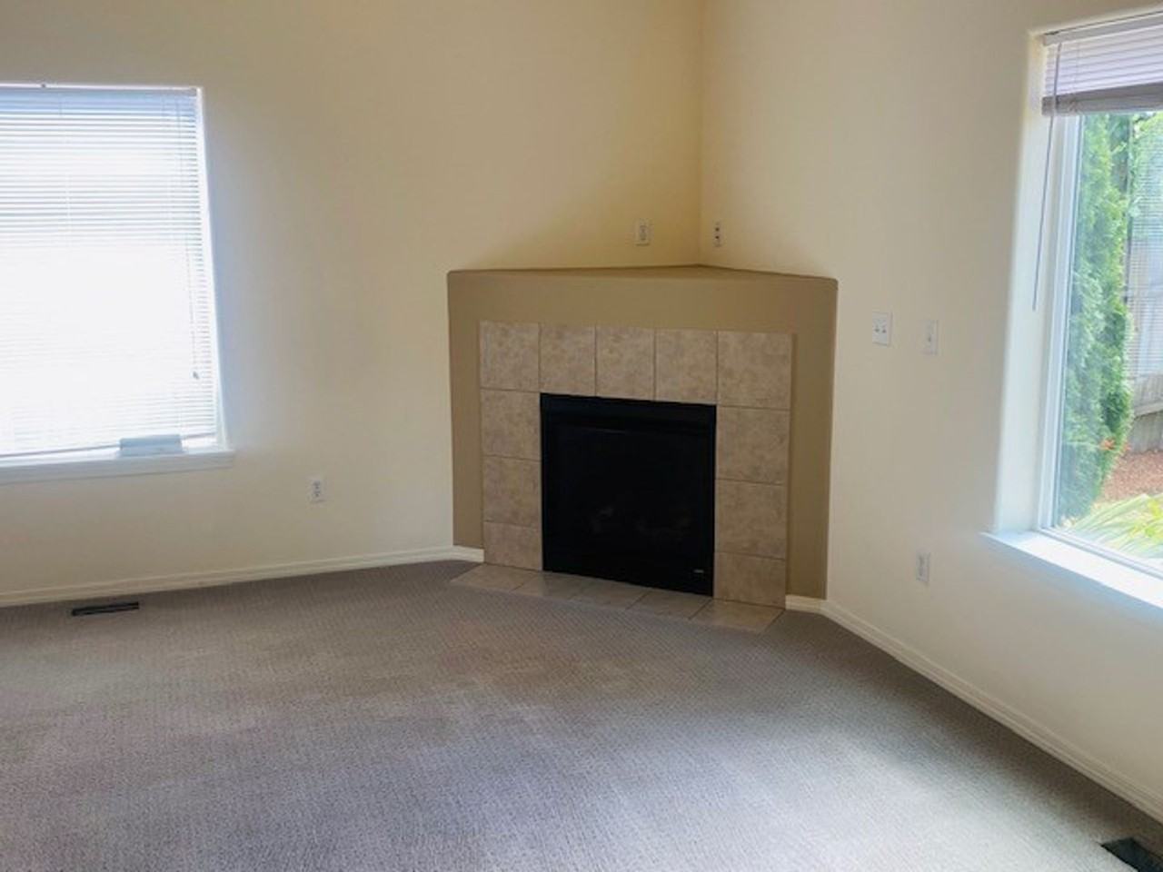 16418 Ne 12th Ct - Photo 6 of 27