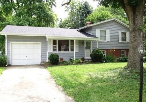 5S401 Glenoban Dr - Photo 2 of 7