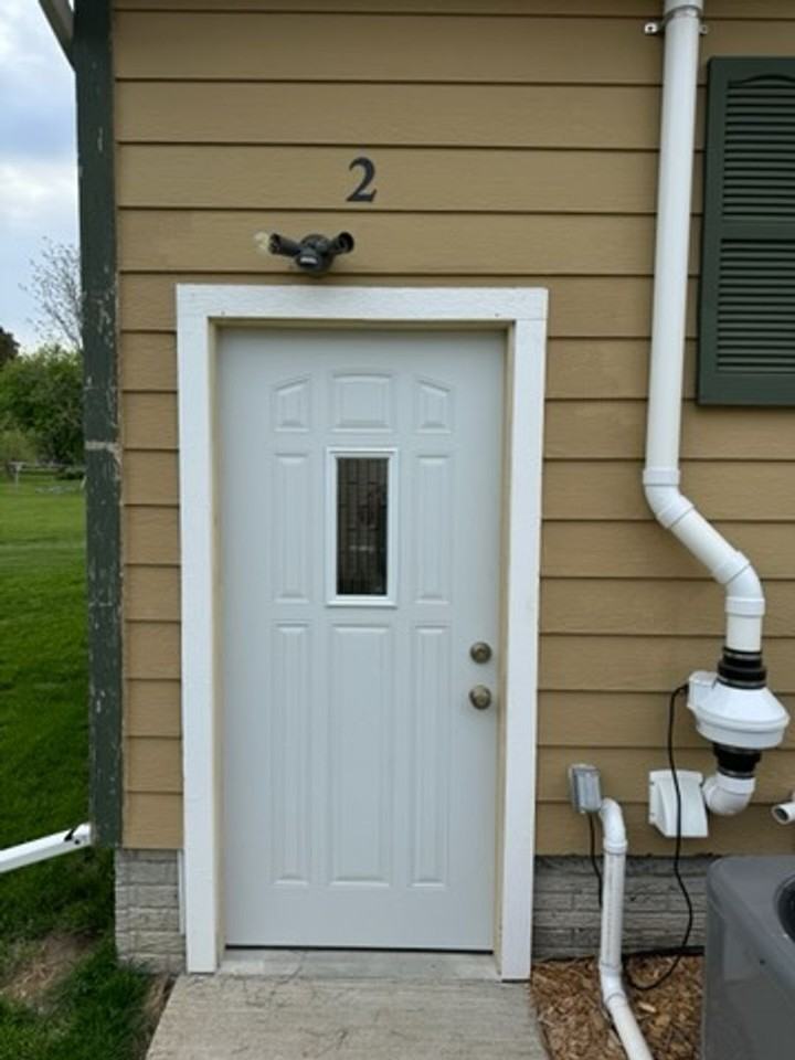 3rd St Duplex - Photo 3 of 12