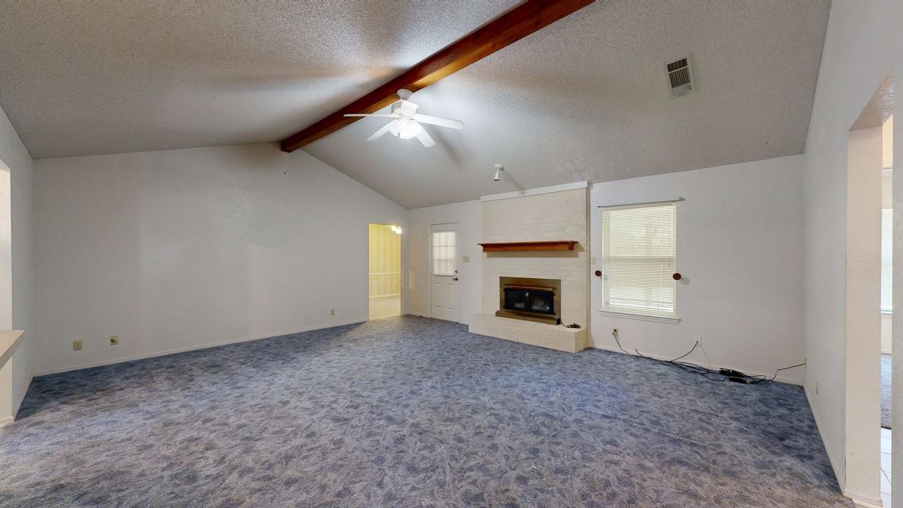 1711 Redwood Dr - Photo 6 of 26