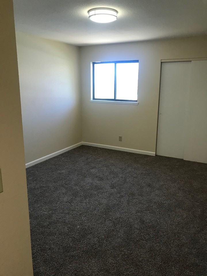 1326 Georgia Ave #2 - Photo 5 of 9