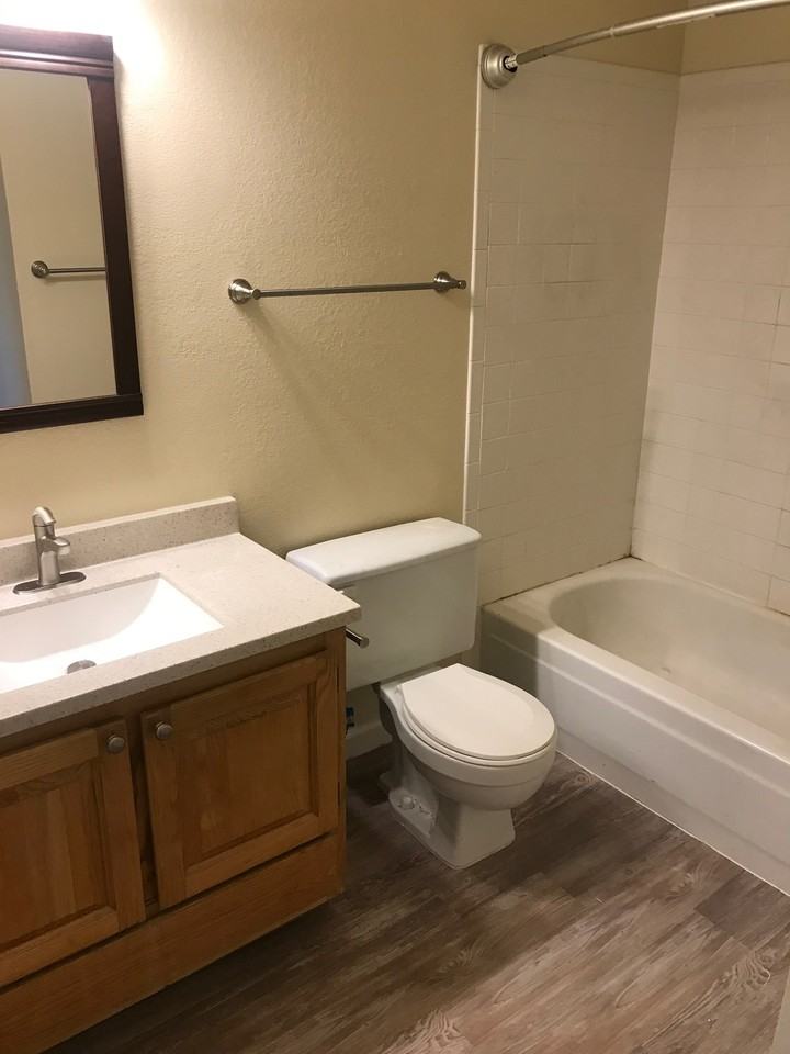 1326 Georgia Ave #2 - Photo 7 of 9