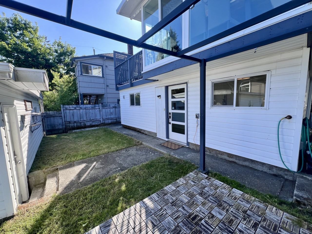 1922 8th Avenue - Photo 2 of 11