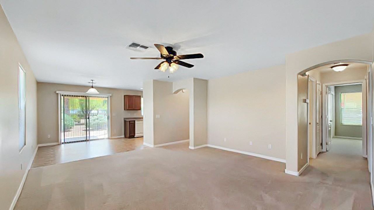 24973 W Vista Norte St - Photo 4 of 26