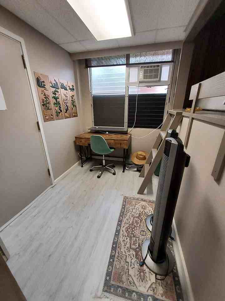 1415 Koko Head Ave - Photo 3 of 26