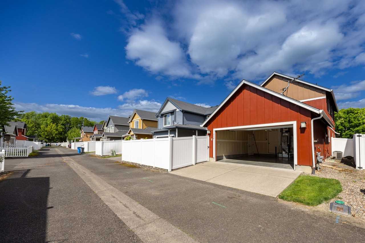 714 Se 14th Ave - Photo 2 of 21