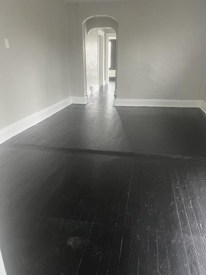 2901 E 121st St #2 - Photo 7 of 9