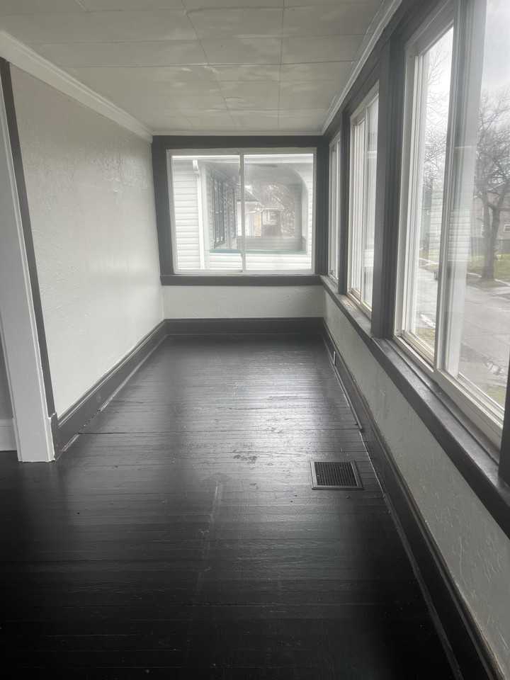 2901 E 121st St #2 - Photo 2 of 9