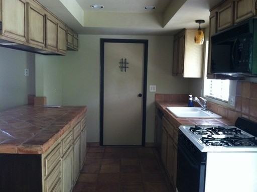 68551 Susan Dr - Photo 2 of 7