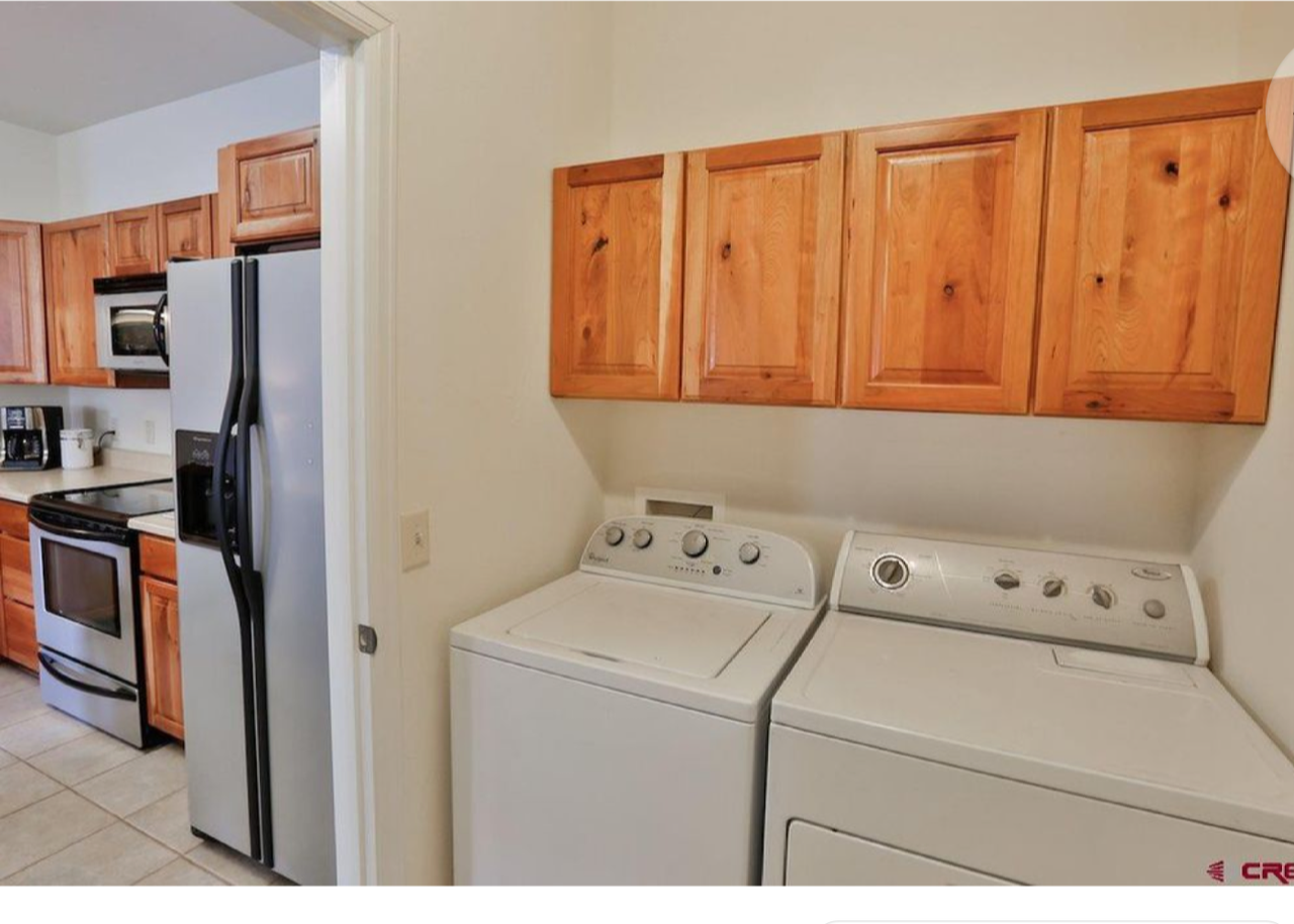 813 S 10th St #813 - Photo 3 of 11
