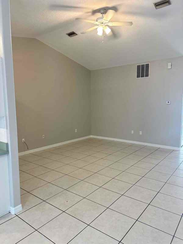 160 Fenimore Ln #B - Photo 4 of 14