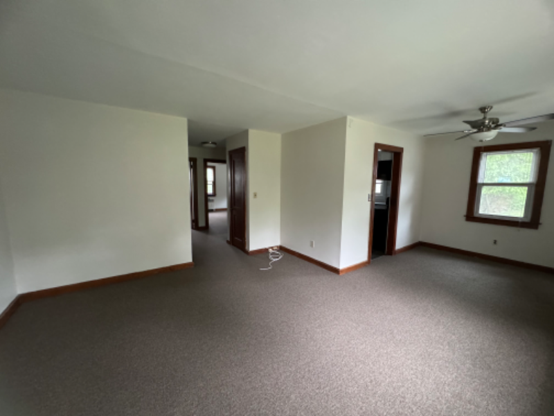 27 Garrison Rd - Photo 2 of 12