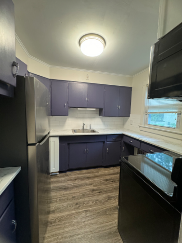 27 Garrison Rd - Photo 3 of 12