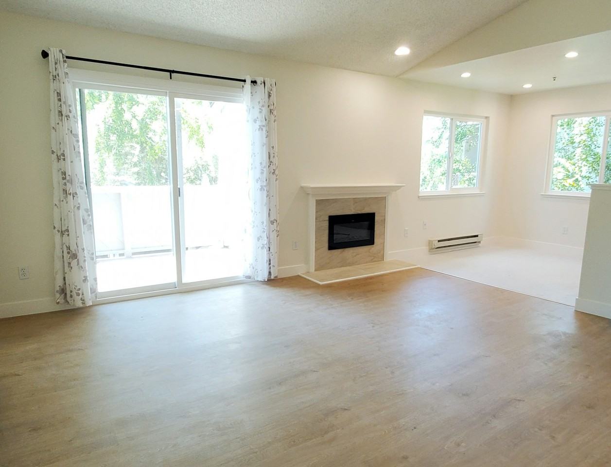 37426 Parish Circle - Photo 2 of 25