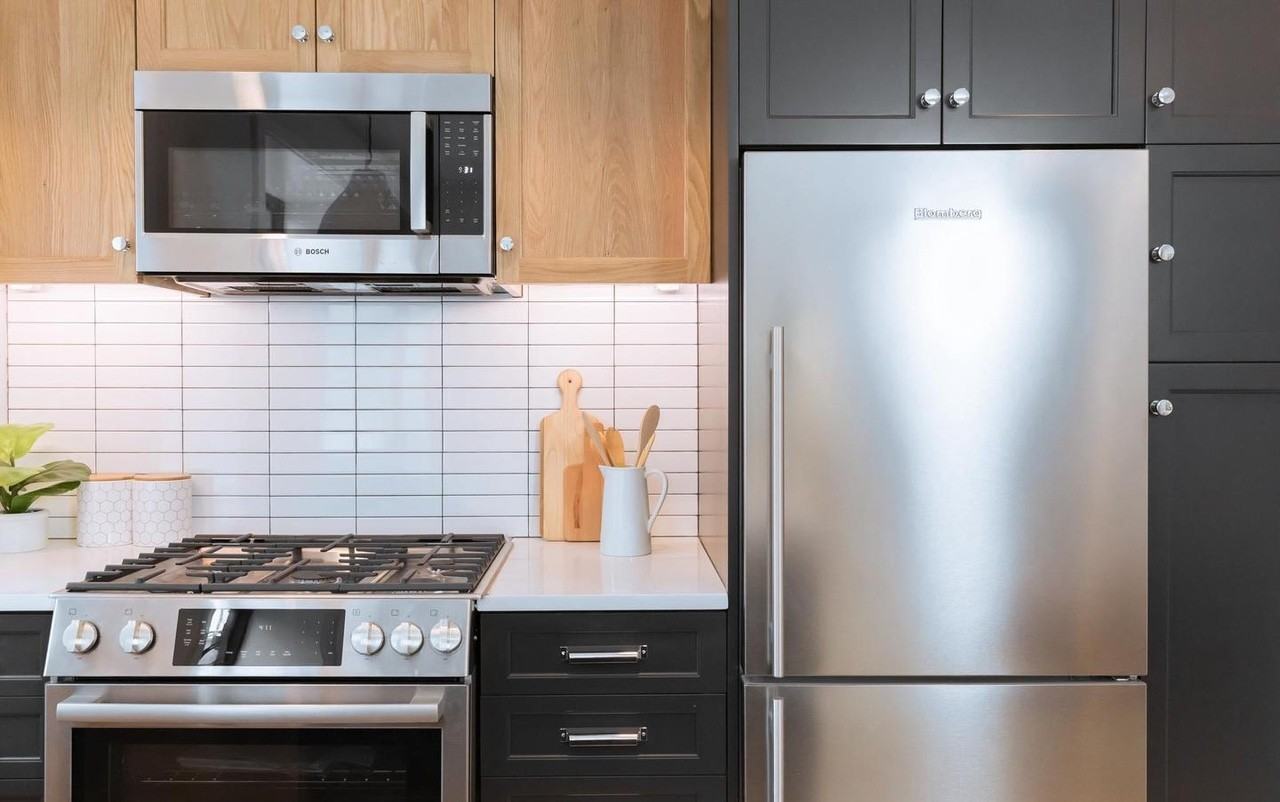 2248 Ontario Rd Nw #2 - Photo 4 of 31