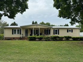 614 Mock Mill Rd - Photo 1 of 1