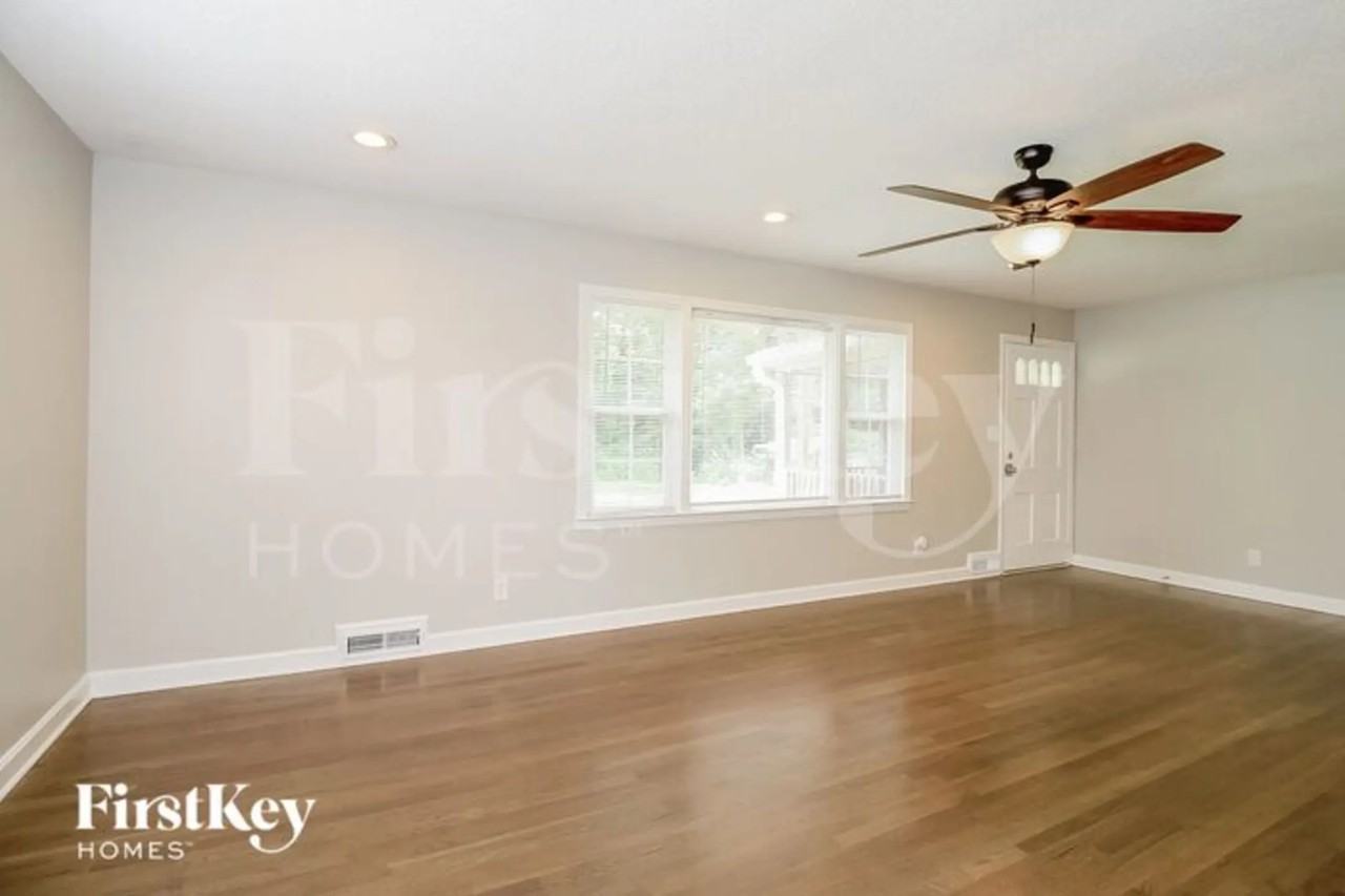 2145 Independence Rd - Photo 3 of 15