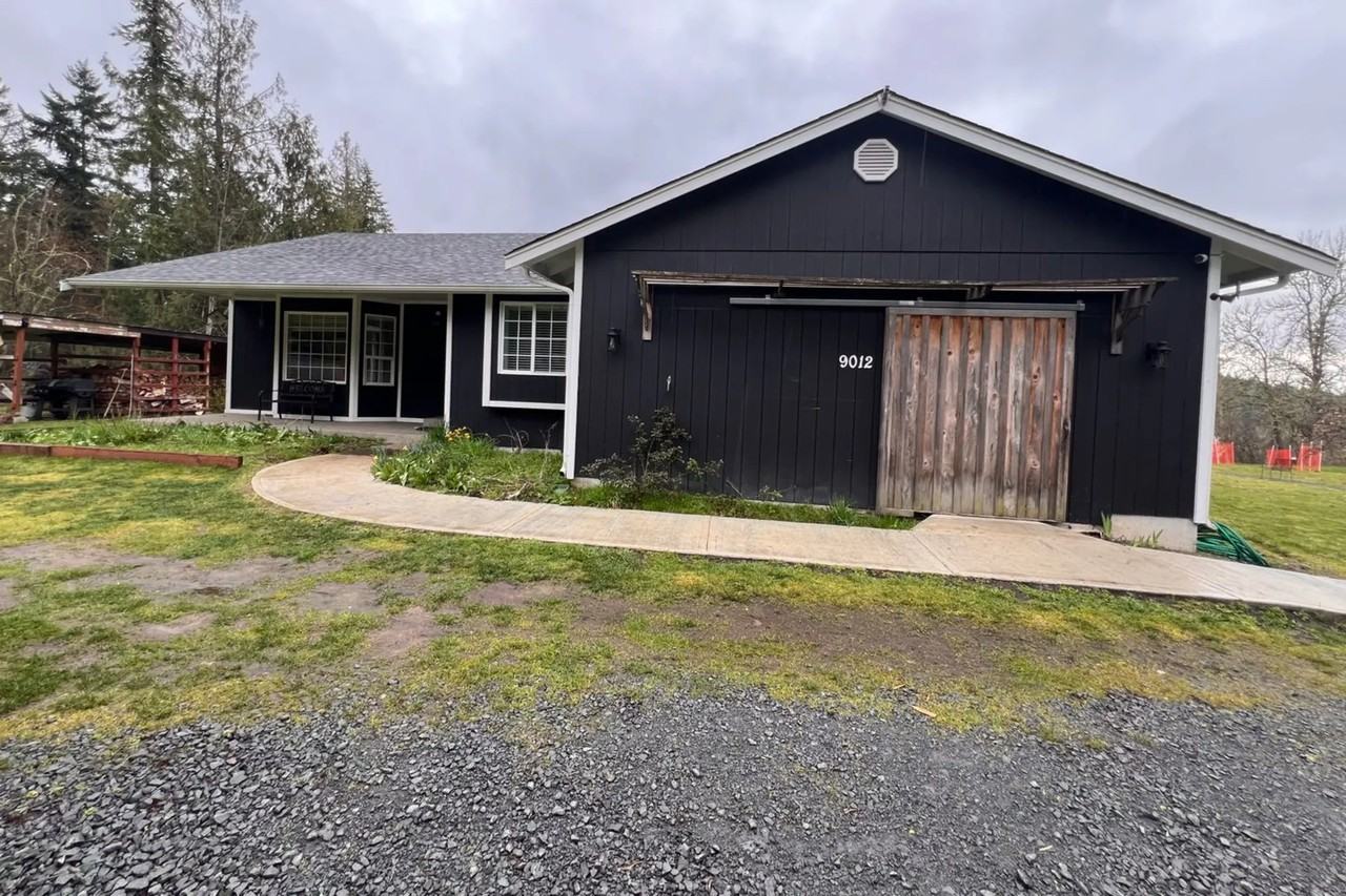 9012 Ohop Valley Rd E - Photo 2 of 11