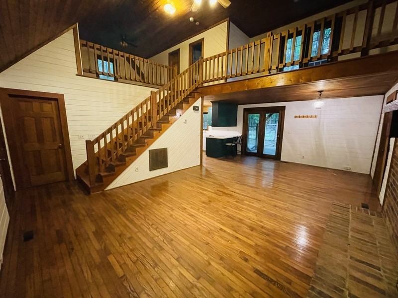 12645 Stony Creek Ln - Photo 3 of 22