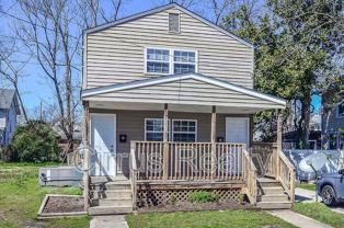 753 28th St #B - Photo 1 of 1