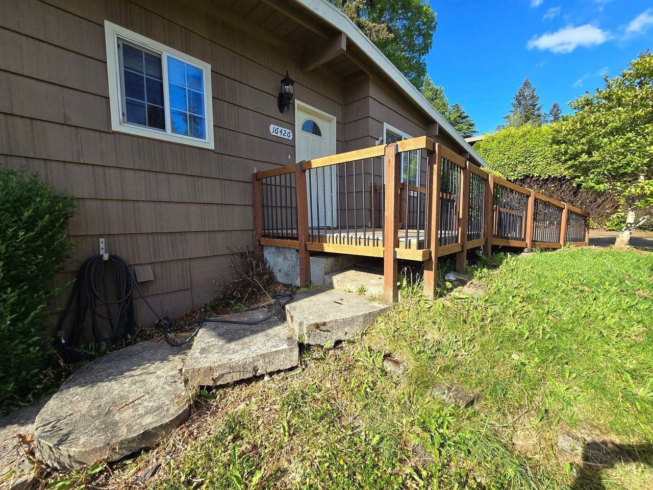 16426 Se 9th St - Photo 2 of 16