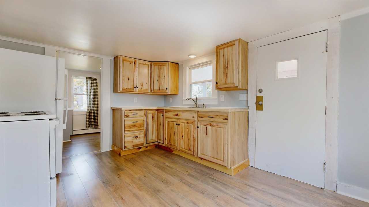 10 Riverbank Ct - Photo 2 of 40
