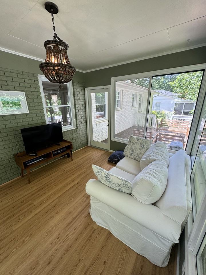 5005 North Hills Drive - Photo 3 of 18