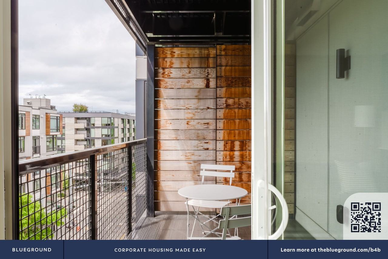 2301 East Union Street - Photo 6 of 46