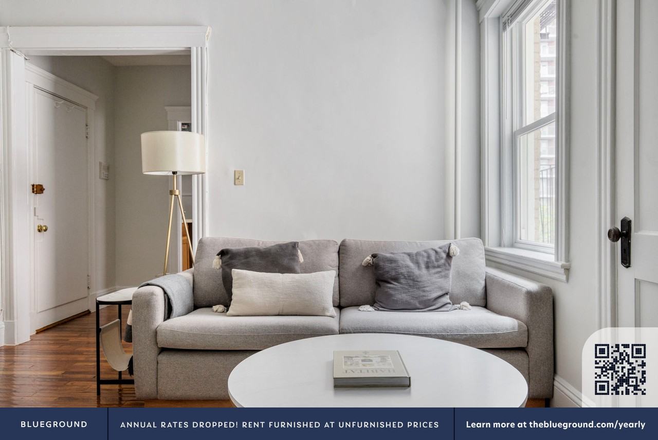 49 Worthington Street - Photo 3 of 31