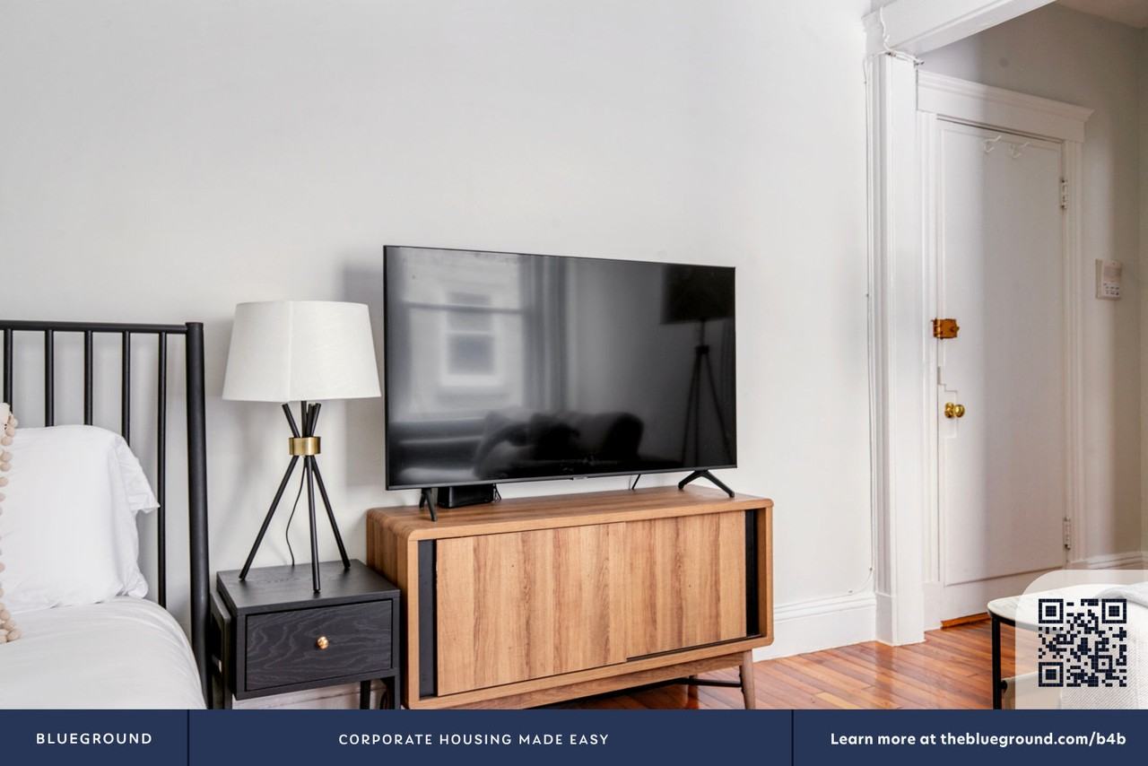 49 Worthington Street - Photo 5 of 31