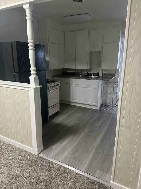 312 S Virginia St - Photo 4 of 20