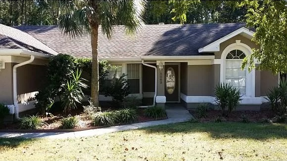 3663 Nw 67th Ave - Photo 2 of 20