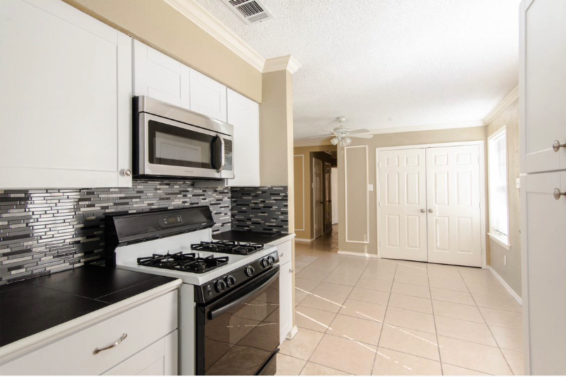 830 E. Linda Dr. Garland Tx - Photo 3 of 20