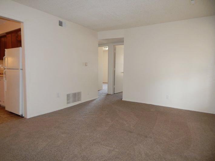 3624 Sw 29th Ter #1 - Photo 3 of 10