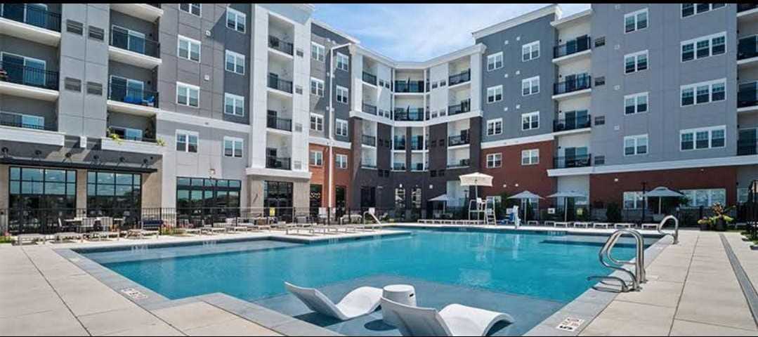 226 West Fort Lee Road #2-1